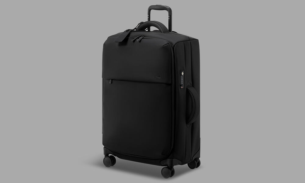 Lost In Berlin Medium trip suitcase 63cm Black | Lipault UK