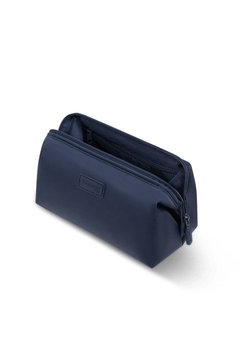 Lipault Plume Accessoires Toiletry Kit M  Navy Lipault Plume Accessoires Toiletry Kit M  Navy