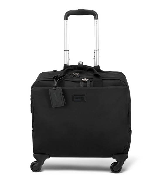 Pilot case on wheels outlet