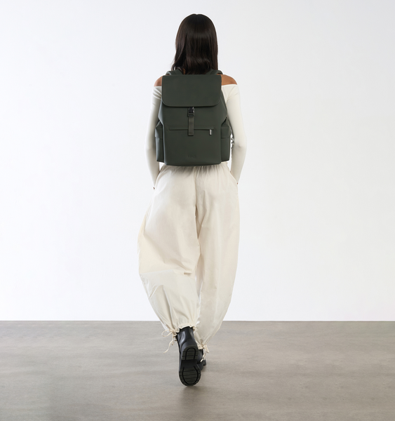 Lost In Berlin Cargo Backpack M 15.6"