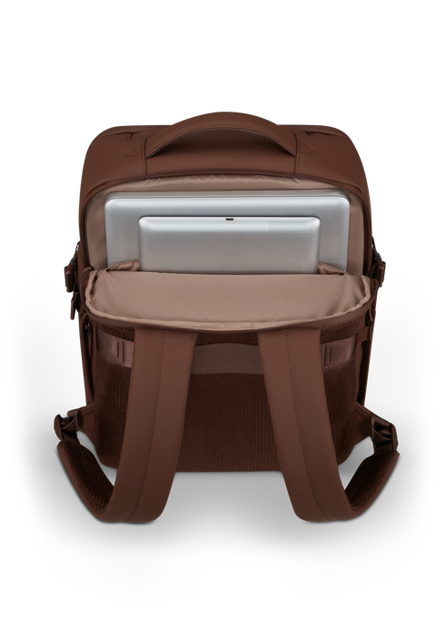 Lost In Berlin Backpack Pro 16"