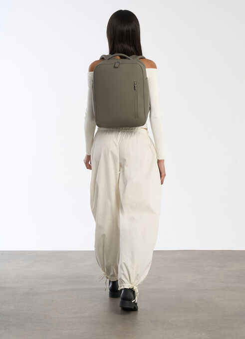 Lost In Berlin Travel Backpack Light 15.6"