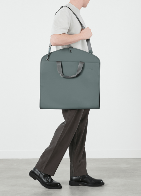 Lipault Lost In Berlin Garment Bag  Cement Storm