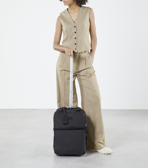 Laptop backpack outlet