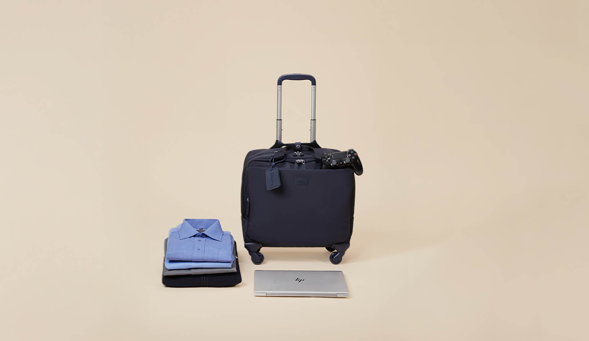 Pilot case & rolling tote